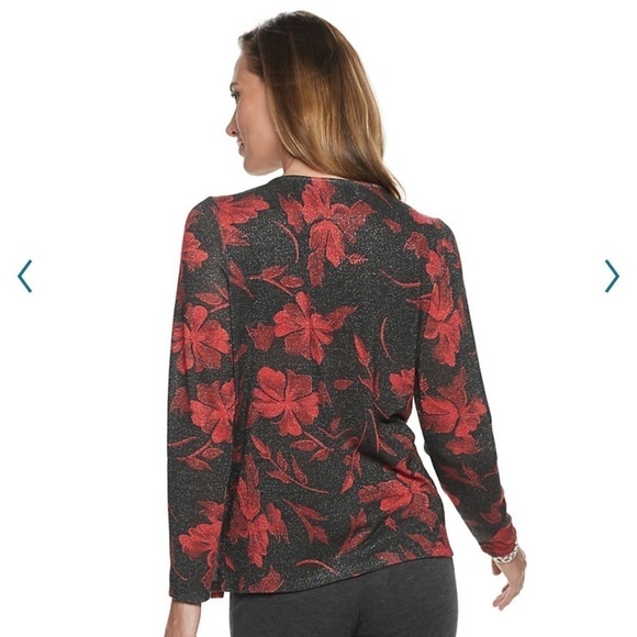 Cathy Daniels floral lurex mock layer top! - Picture 2 of 6